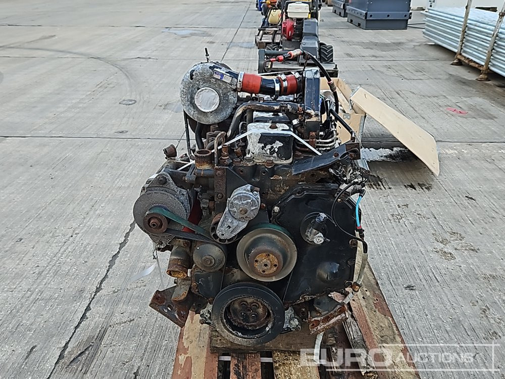 Cummins 6 Cylinder Engine - Motor: bilde 4 Cummins 6 Cylinder Engine - Motor: bilde 4