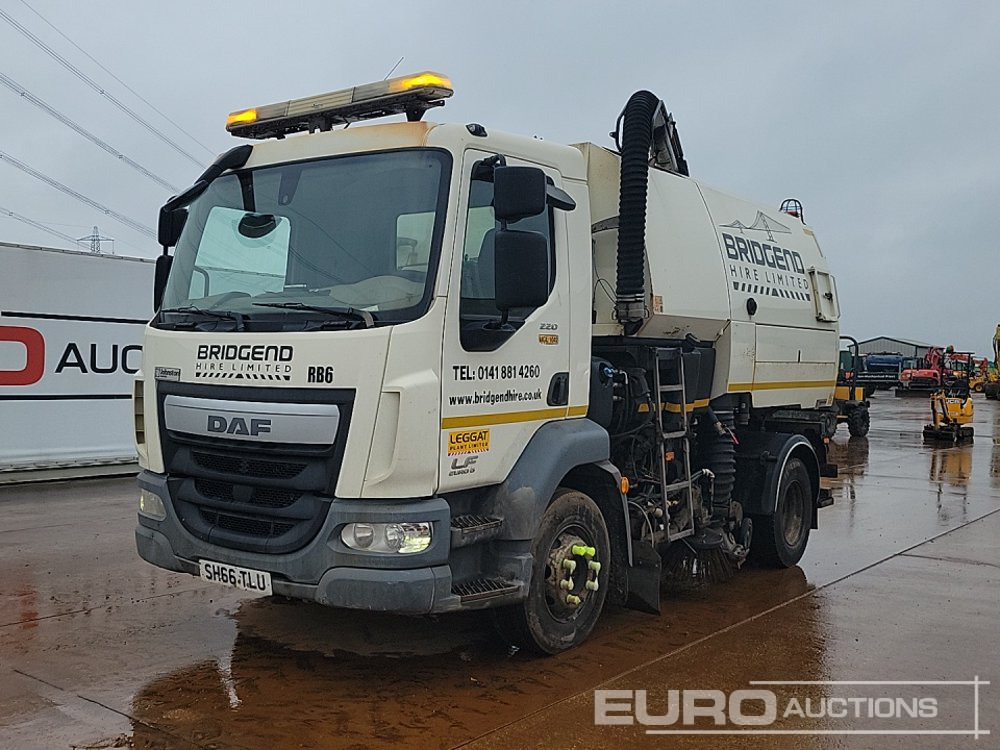 DAF LF 220 - Feiebil: bilde 1 DAF LF 220 - Feiebil: bilde 1