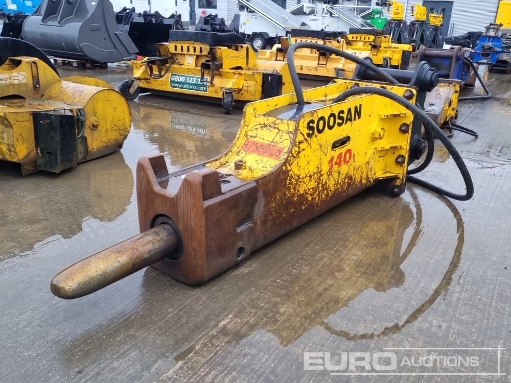 Doosan 140 - Hydraulisk hammer: bilde 1 Doosan 140 - Hydraulisk hammer: bilde 1