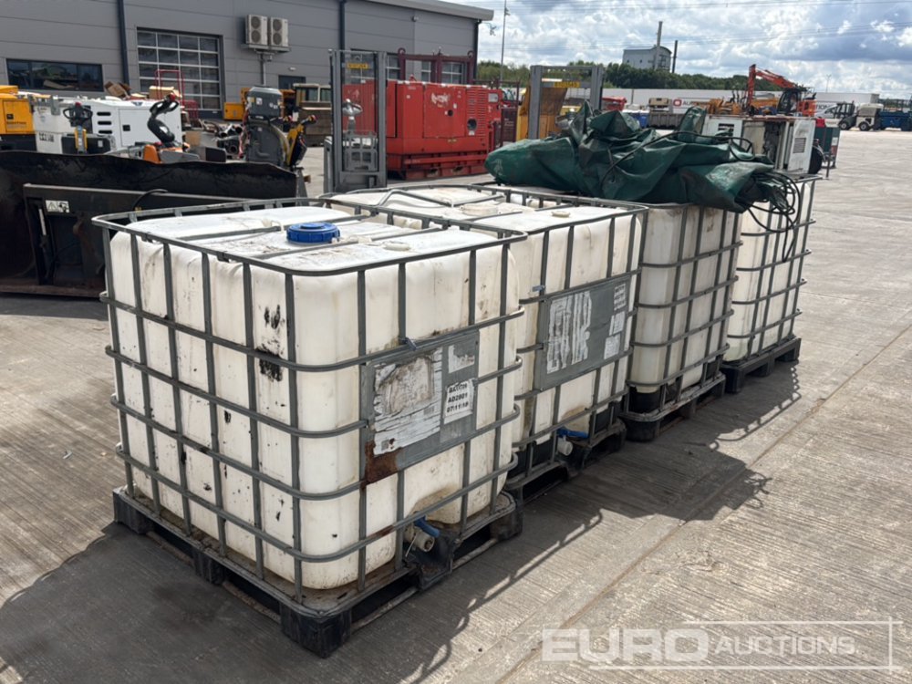 Empty IBC Tank (4 of) - Anleggsmaskiner: bilde 4 Empty IBC Tank (4 of) - Anleggsmaskiner: bilde 4