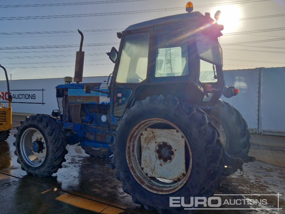 Ford 8210 - Traktor: bilde 3 Ford 8210 - Traktor: bilde 3