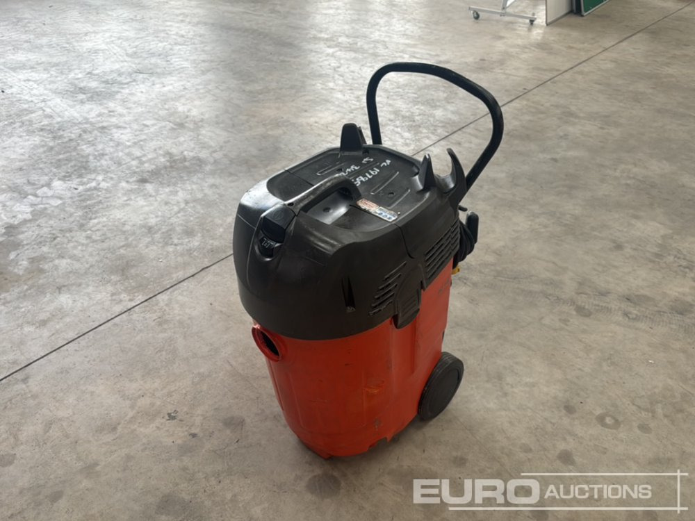 Husqvarna DC1400 - Anleggsmaskiner: bilde 1 Husqvarna DC1400 - Anleggsmaskiner: bilde 1