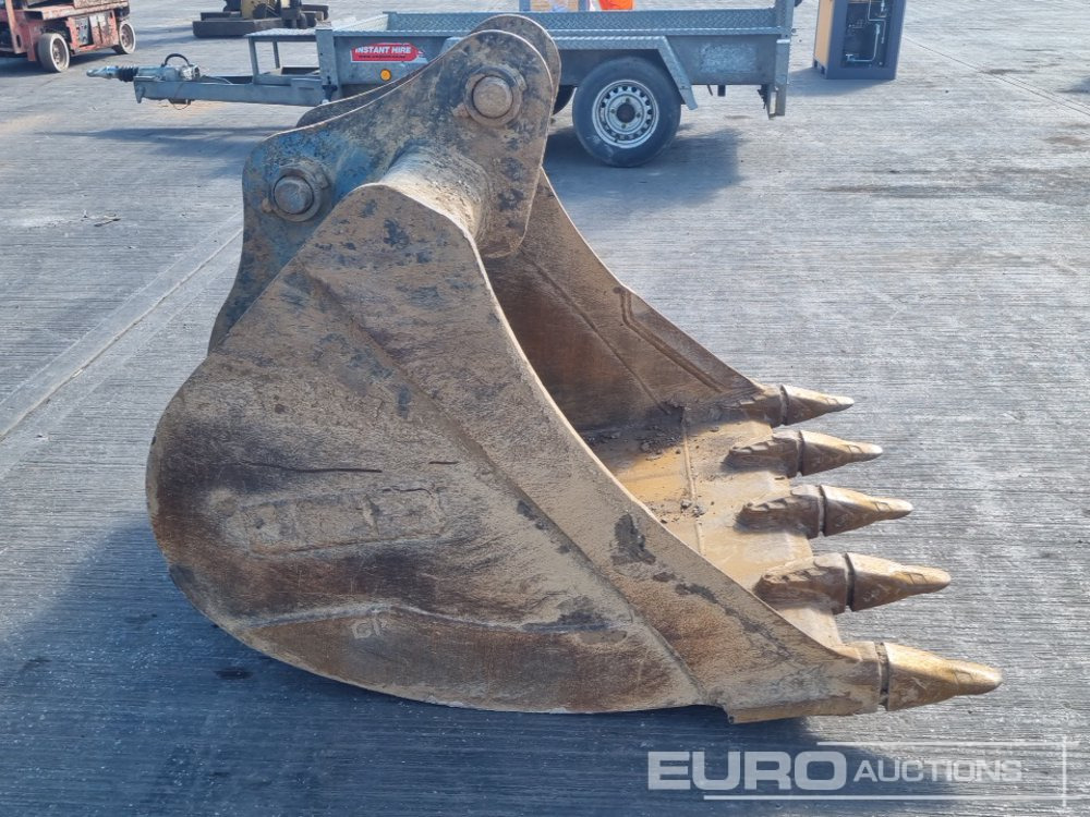JCB 48" Digging Bucket 65mm to suit 13 Ton Excavator - Skuffe: bilde 5 JCB 48" Digging Bucket 65mm to suit 13 Ton Excavator - Skuffe: bilde 5