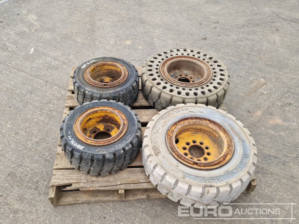 JCB Selection of Tyres to suit Teletruck - Dekk: bilde 2 JCB Selection of Tyres to suit Teletruck - Dekk: bilde 2