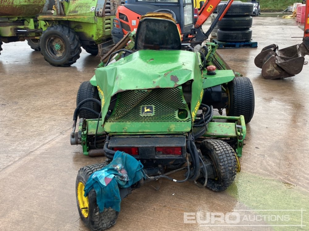 John Deere 3235A - Gressklipper: bilde 4 John Deere 3235A - Gressklipper: bilde 4