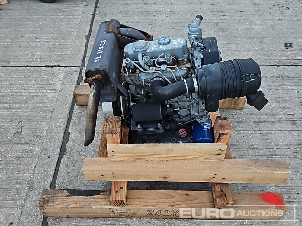 Kubota 3 Cylinder Engine - Motor: bilde 2 Kubota 3 Cylinder Engine - Motor: bilde 2