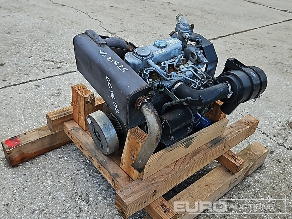 Kubota 3 Cylinder Engine - Motor: bilde 1 Kubota 3 Cylinder Engine - Motor: bilde 1