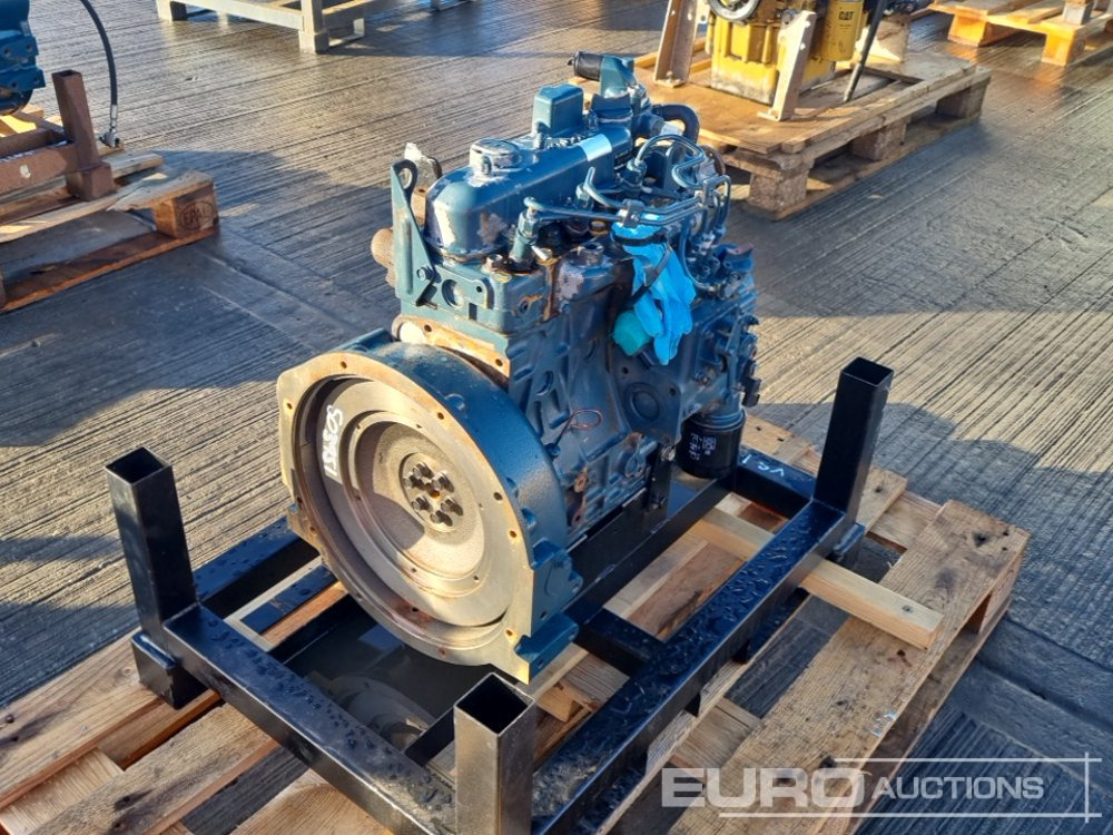 Kubota D1105 - Motor: bilde 1 Kubota D1105 - Motor: bilde 1