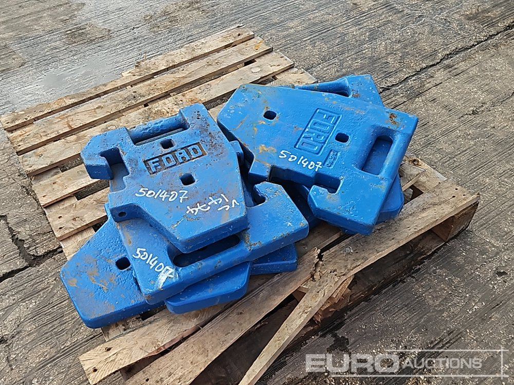 Pallet of Ford Tractor Weights - Landbruksteknikk: bilde 3 Pallet of Ford Tractor Weights - Landbruksteknikk: bilde 3
