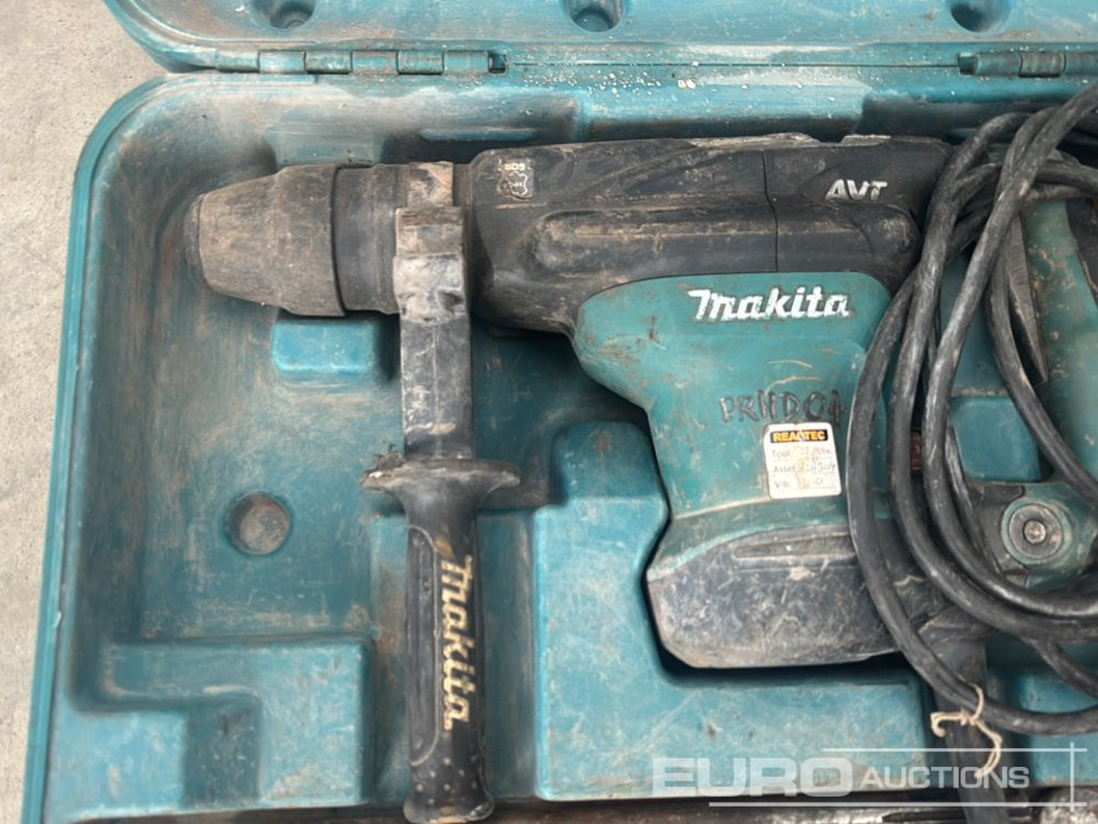 Makita 110 Volt Hammer Drill - Verkstedutstyr: bilde 4 Makita 110 Volt Hammer Drill - Verkstedutstyr: bilde 4