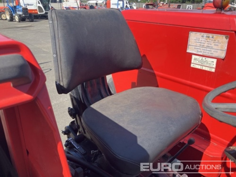 Massey Ferguson 240 - Traktor: bilde 3 Massey Ferguson 240 - Traktor: bilde 3