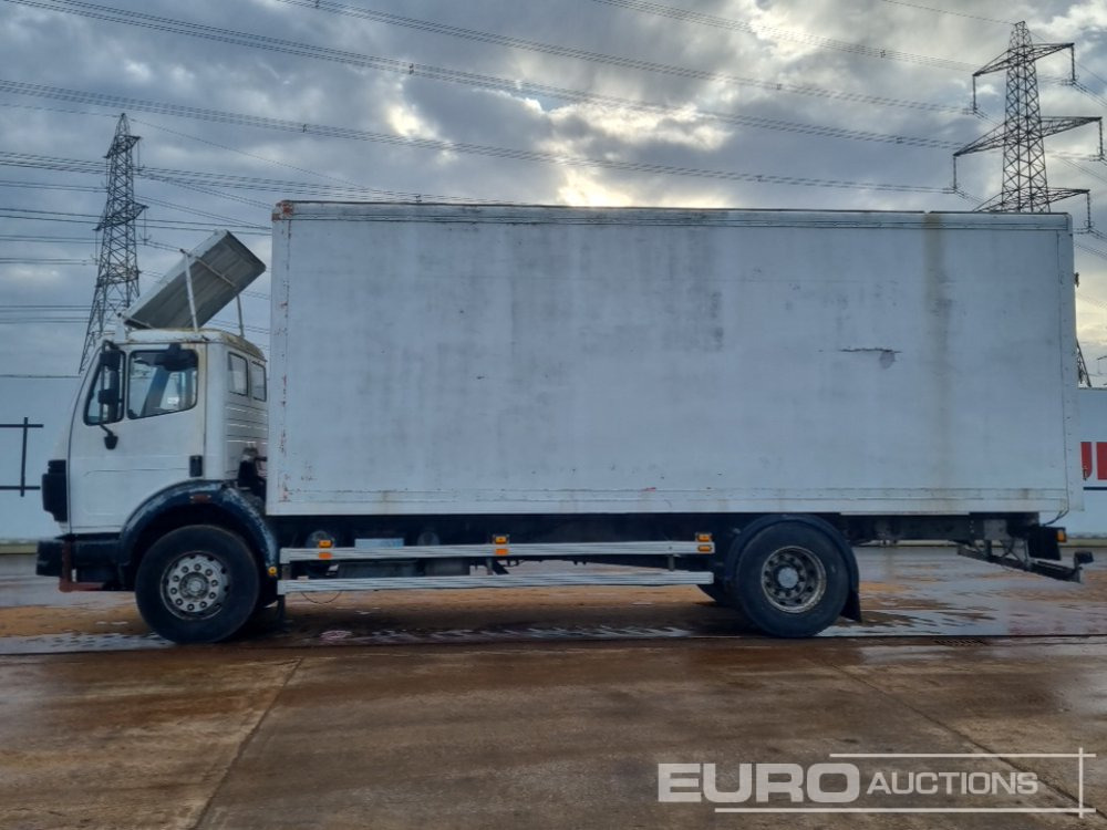 Mercedes 1820 - Skapbil: bilde 3 Mercedes 1820 - Skapbil: bilde 3