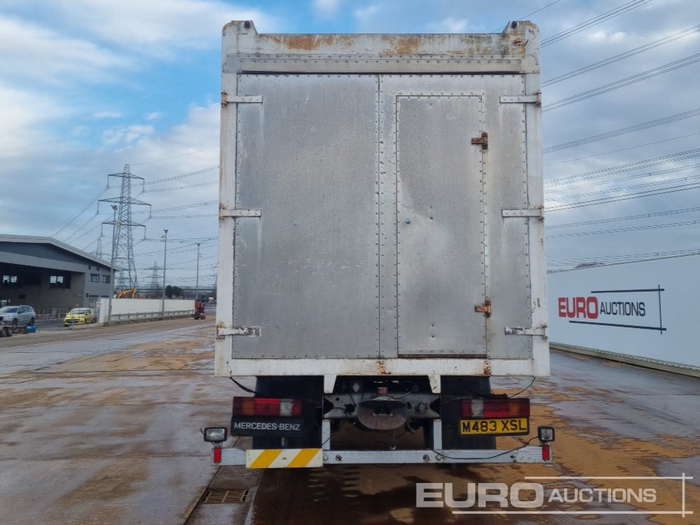 Mercedes 1820 - Skapbil: bilde 5 Mercedes 1820 - Skapbil: bilde 5