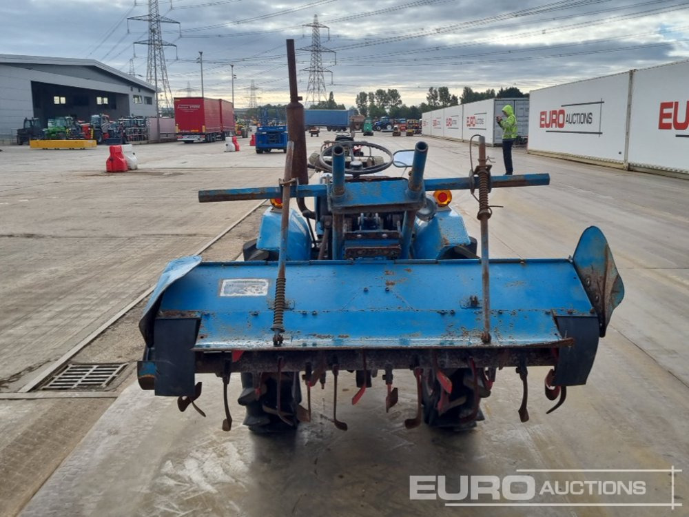 Mitsubishi D1600 - Minitraktor: bilde 4 Mitsubishi D1600 - Minitraktor: bilde 4
