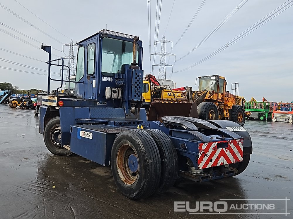 Mol YM220 - Terminaltraktor: bilde 3 Mol YM220 - Terminaltraktor: bilde 3