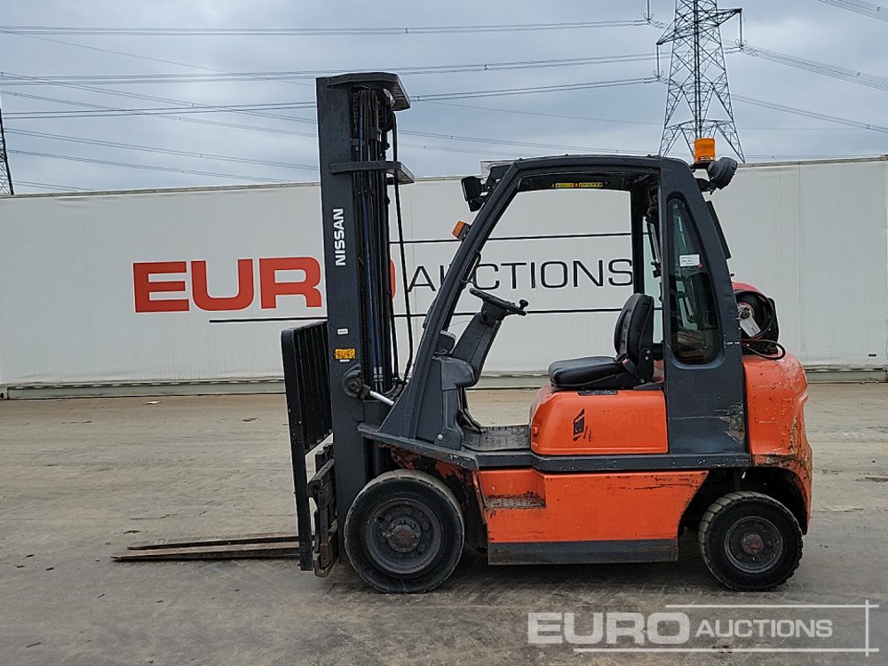 Nissan UD02A20PQ - Gaffeltruck: bilde 2 Nissan UD02A20PQ - Gaffeltruck: bilde 2