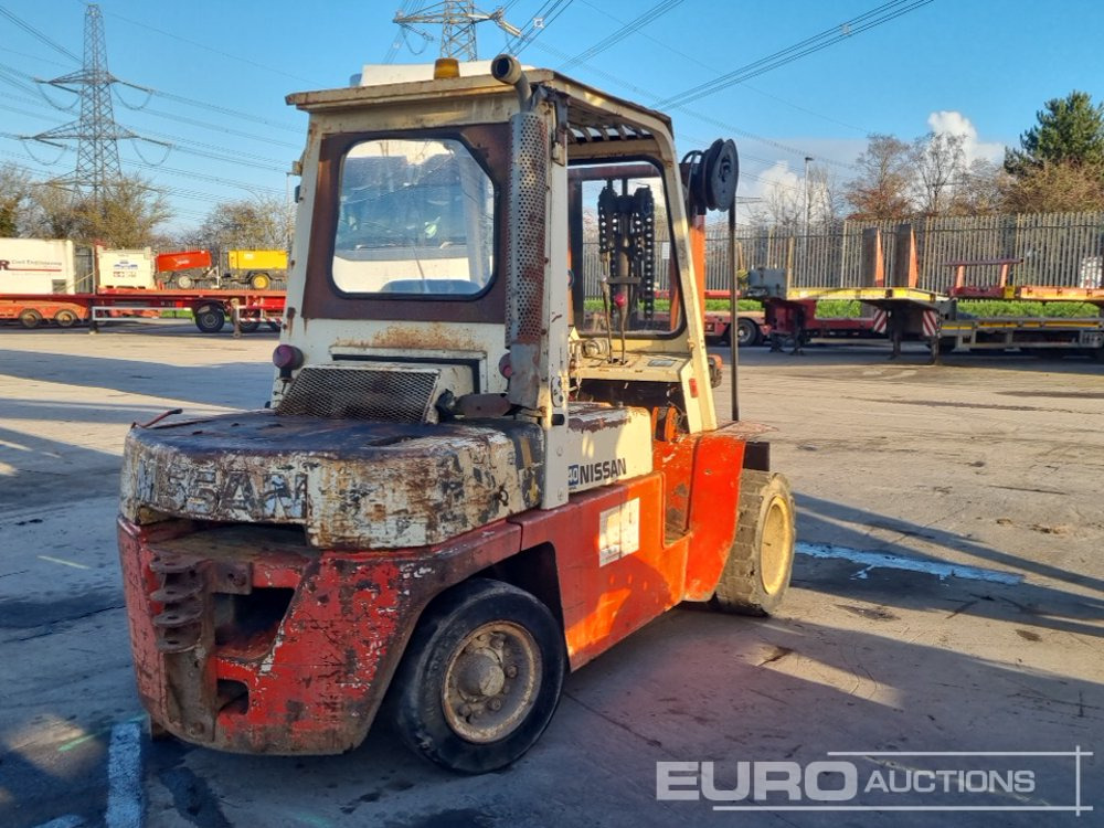 Nissan YGF03A40TU - Dieseltruck: bilde 5 Nissan YGF03A40TU - Dieseltruck: bilde 5