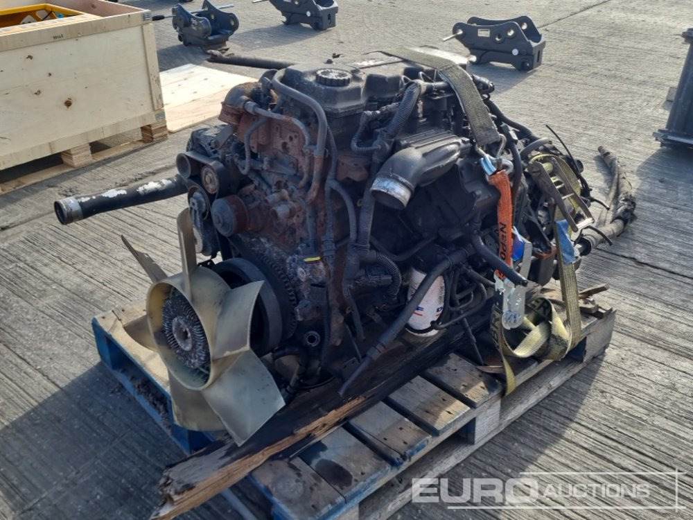 Paccar 4 Cylinder Engine, Gearbox - Motor: bilde 1 Paccar 4 Cylinder Engine, Gearbox - Motor: bilde 1