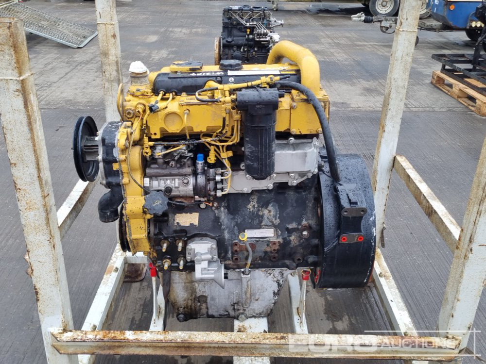 Perkins 4 Cylinder Engine - Motor: bilde 2 Perkins 4 Cylinder Engine - Motor: bilde 2