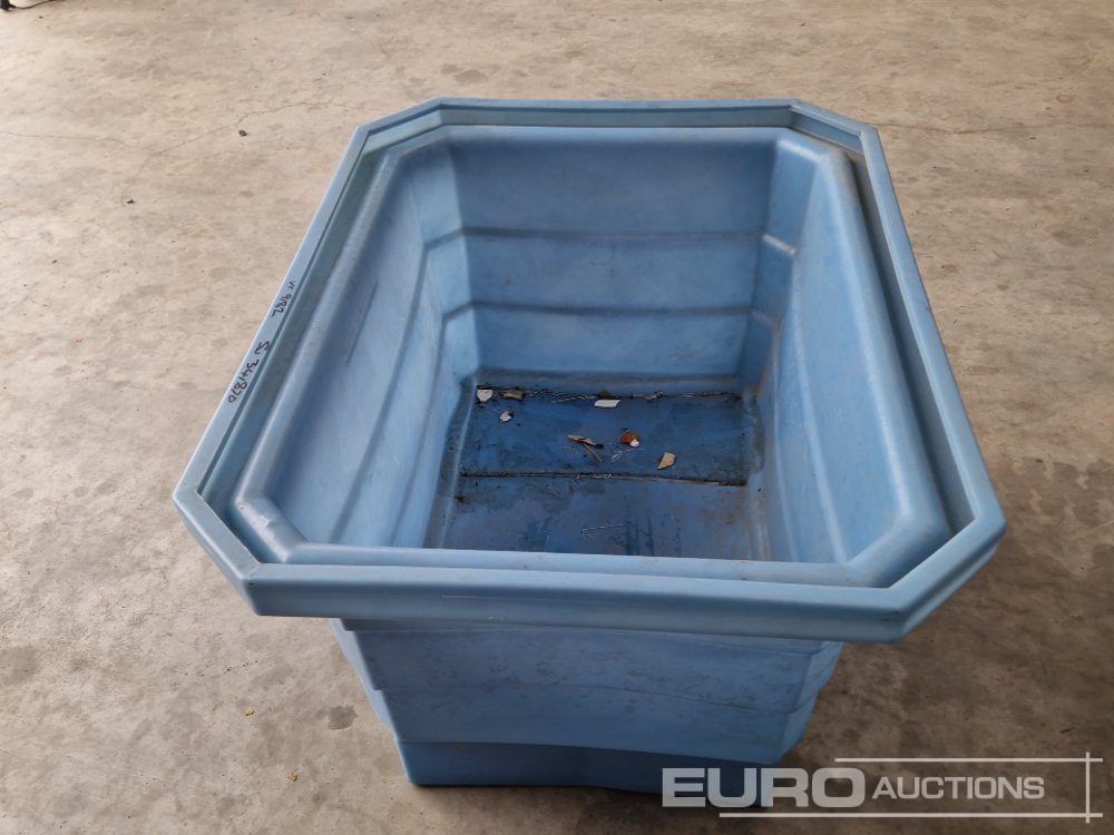 Plastic Morter Tub to suit Forklift - Anleggsmaskiner: bilde 2 Plastic Morter Tub to suit Forklift - Anleggsmaskiner: bilde 2