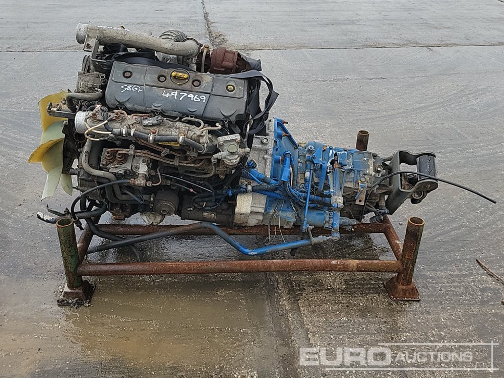 Renault 4 Cylinder Engine, Gearbox - Motor: bilde 2 Renault 4 Cylinder Engine, Gearbox - Motor: bilde 2