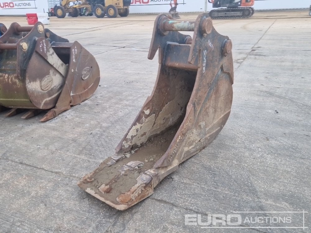 Rhinox 20" Digging Bucket 80mm Pin to suit 20 Ton Excavator - Skuffe: bilde 1 Rhinox 20" Digging Bucket 80mm Pin to suit 20 Ton Excavator - Skuffe: bilde 1