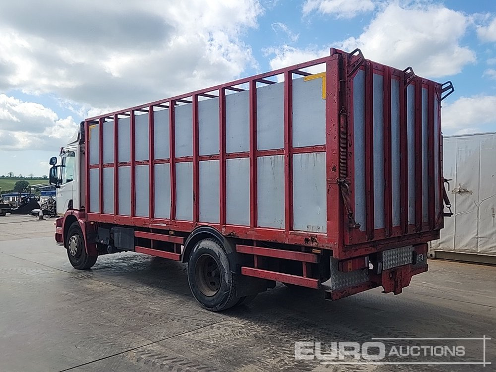 Scania 94D.220 - Dyretransport lastebil: bilde 3 Scania 94D.220 - Dyretransport lastebil: bilde 3