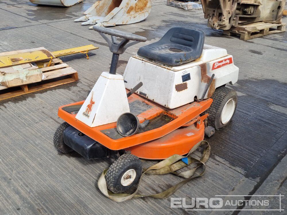 Simplicity Ride On Lawnmower - Gressklipper: bilde 1 Simplicity Ride On Lawnmower - Gressklipper: bilde 1