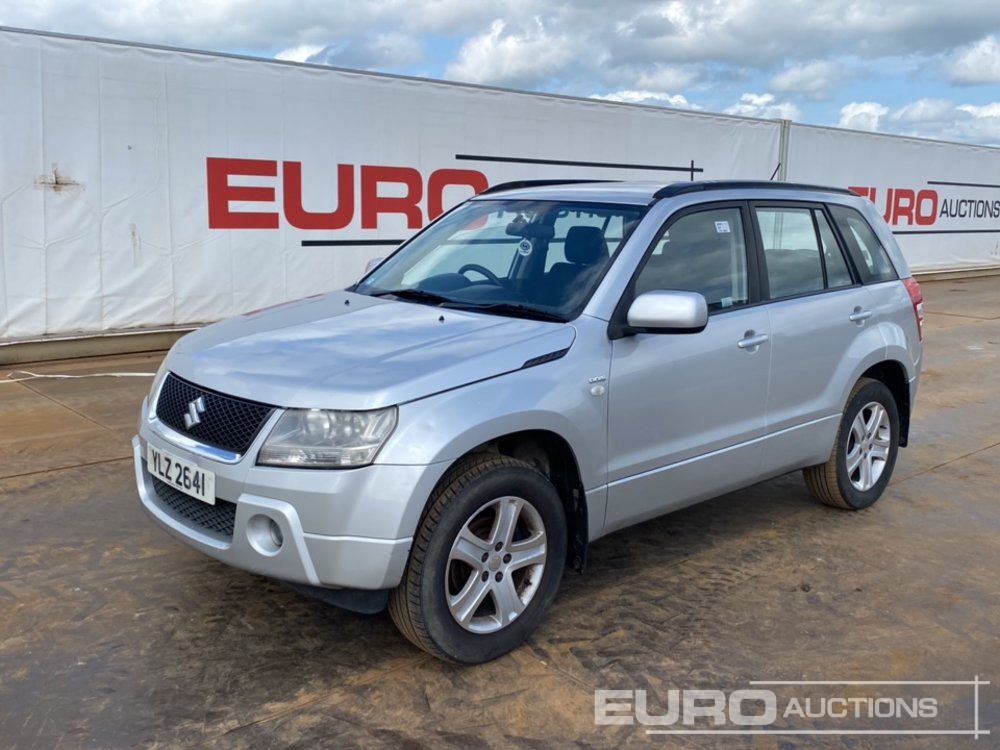 Suzuki Grand Vitara - SUV: bilde 1 Suzuki Grand Vitara - SUV: bilde 1