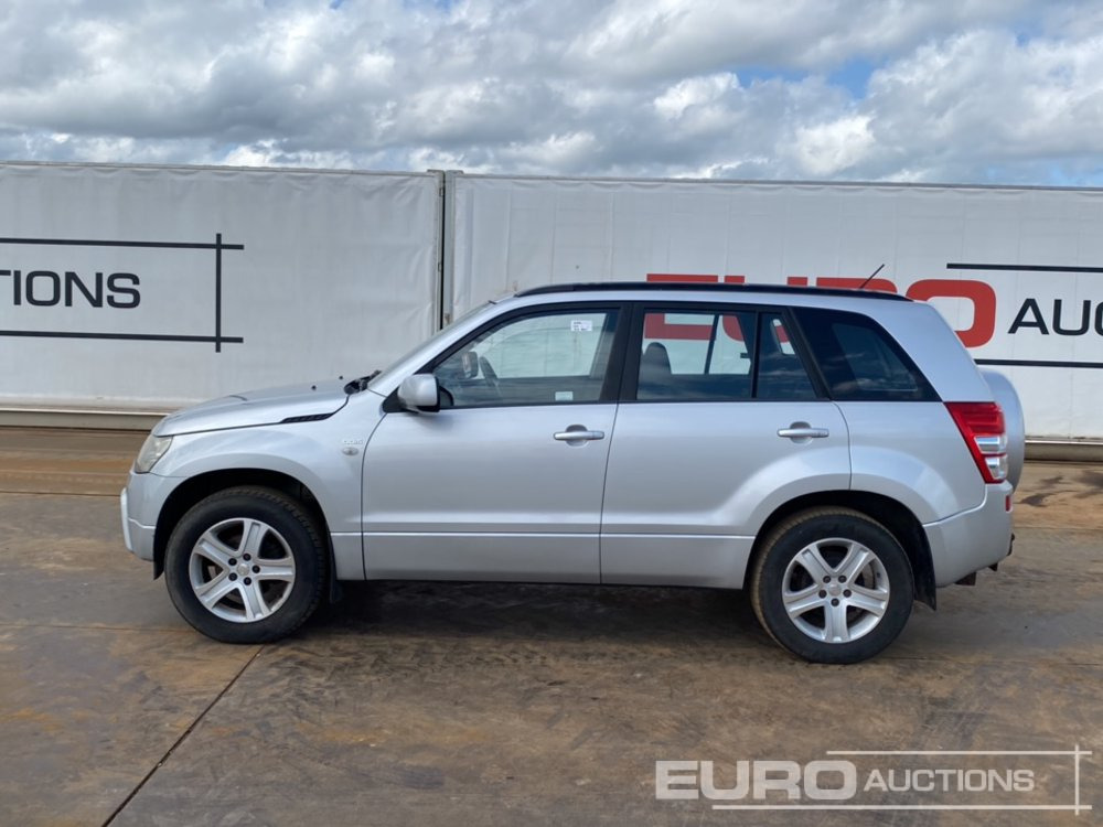 Suzuki Grand Vitara - SUV: bilde 2 Suzuki Grand Vitara - SUV: bilde 2