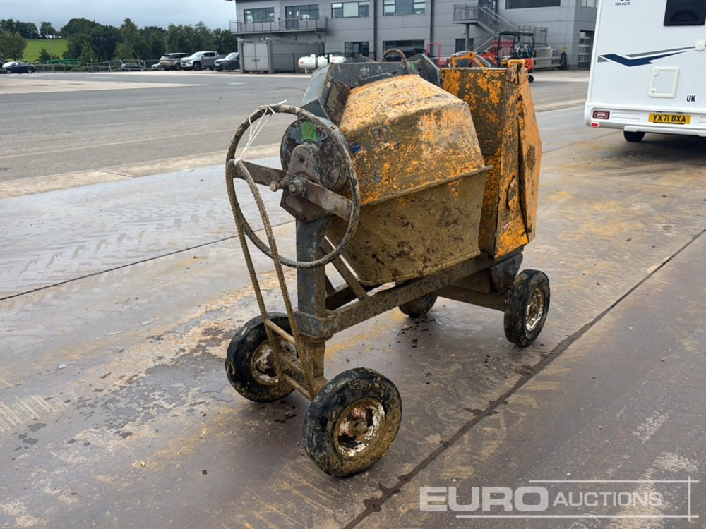 Terex Diesel Mixer, Yanmar Electric Start Engine - Betongblander: bilde 5 Terex Diesel Mixer, Yanmar Electric Start Engine - Betongblander: bilde 5