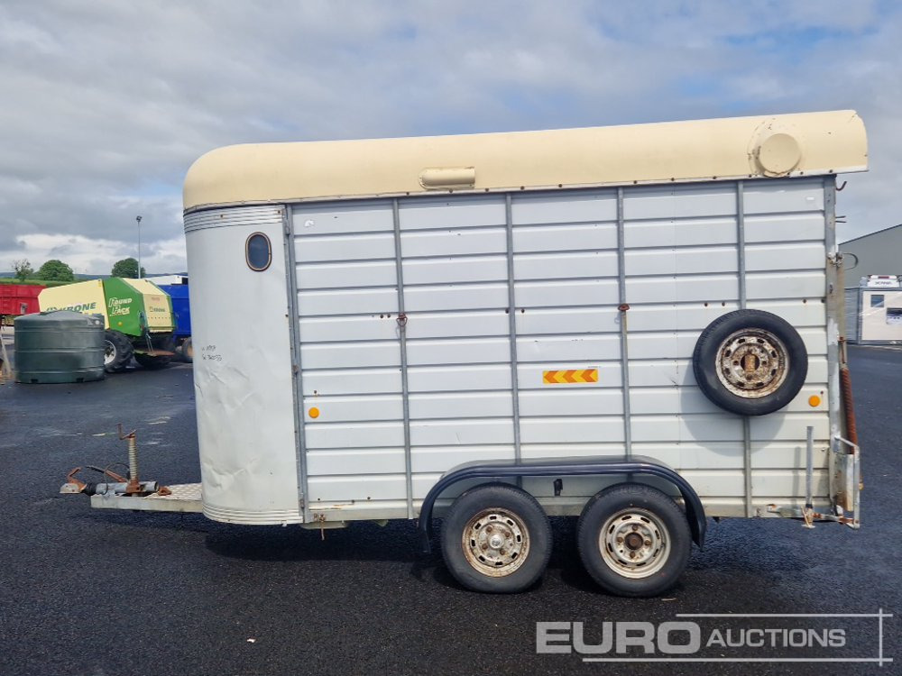 Twin Axle Horse Box - Dyretransport semitrailer: bilde 2 Twin Axle Horse Box - Dyretransport semitrailer: bilde 2