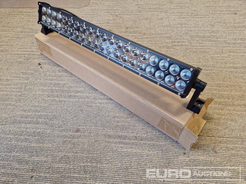 Unused 21.5" 120W Combo Beam LED Light Bar, Mounting Brackets, IP67 Waterproof - Verkstedutstyr: bilde 3 Unused 21.5" 120W Combo Beam LED Light Bar, Mounting Brackets, IP67 Waterproof - Verkstedutstyr: bilde 3