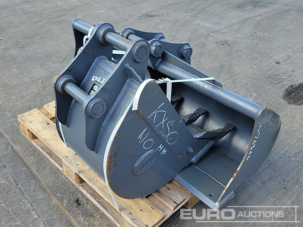 Unused Strickland 60" Ditching, 18" Digging Bucket 45mm Pin to suit 4-6 Ton Excavator - Skuffe: bilde 1 Unused Strickland 60" Ditching, 18" Digging Bucket 45mm Pin to suit 4-6 Ton Excavator - Skuffe: bilde 1