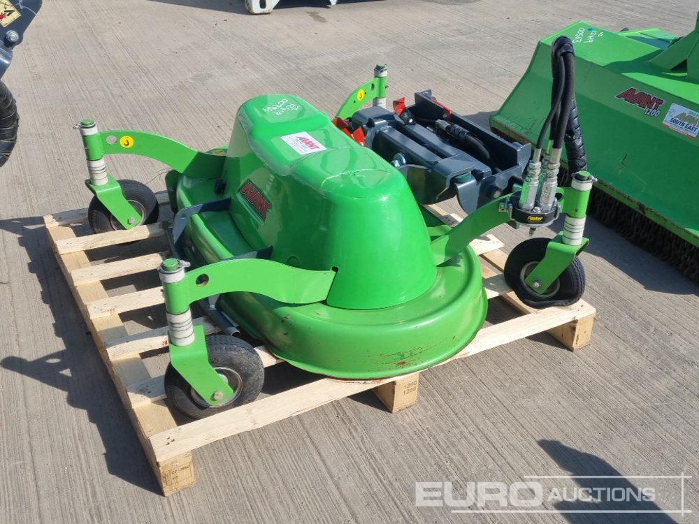 2019 Avant Hydraulic Cutting Deck to suit Compact Wheeled Loader - Utstyr for Gravemaskin: bilde 1 2019 Avant Hydraulic Cutting Deck to suit Compact Wheeled Loader - Utstyr for Gravemaskin: bilde 1