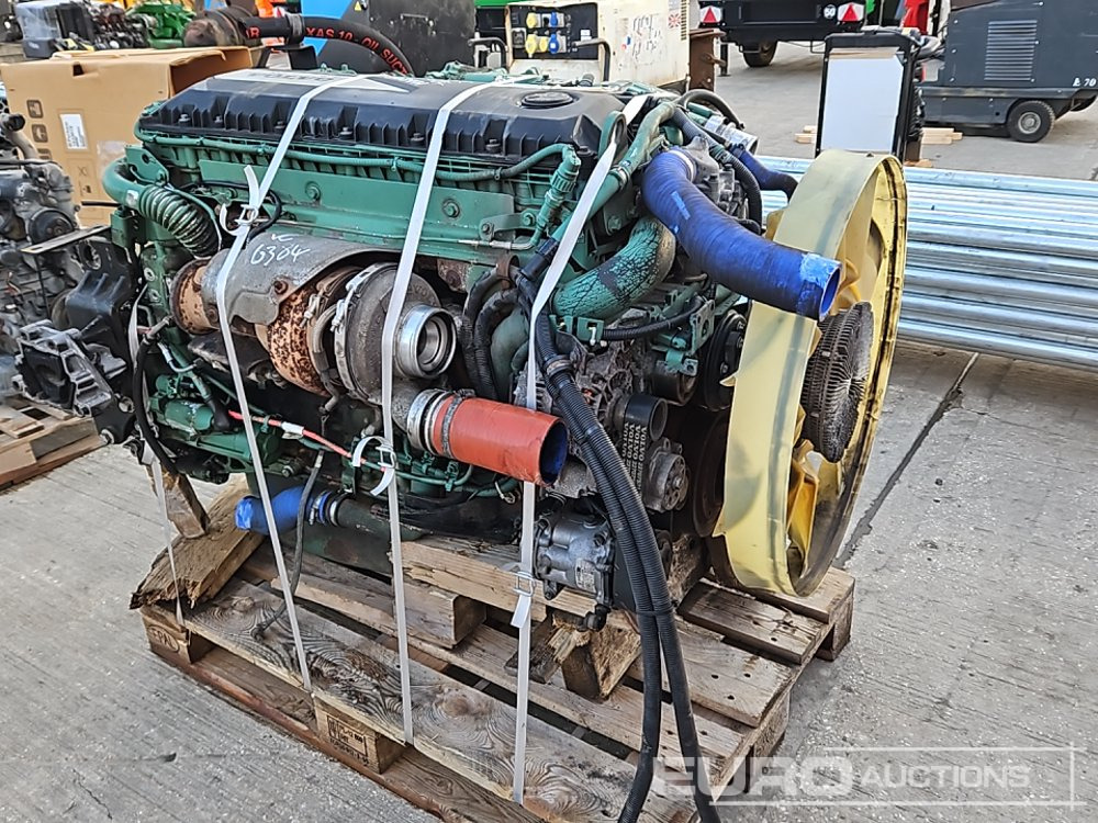Volvo 6 Cylinder Engine - Motor: bilde 3 Volvo 6 Cylinder Engine - Motor: bilde 3