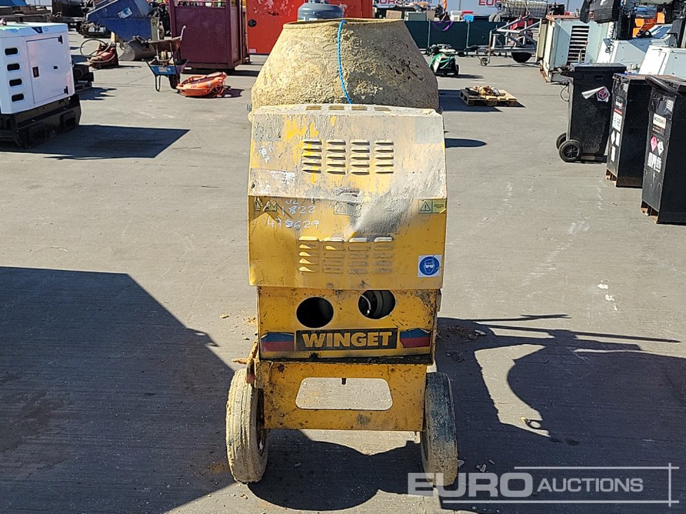 Winget Diesel Cement Mixer, Electric Start Yanmar Engine - Betongblander: bilde 4 Winget Diesel Cement Mixer, Electric Start Yanmar Engine - Betongblander: bilde 4