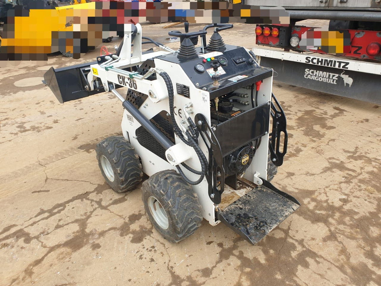 Diversen CK-36 - Kompaktlaster: bilde 2 Diversen CK-36 - Kompaktlaster: bilde 2