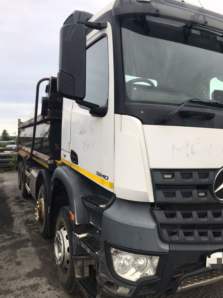 Mercedes-Benz Actros 3240 Tipper - Tippbil: bilde 3 Mercedes-Benz Actros 3240 Tipper - Tippbil: bilde 3