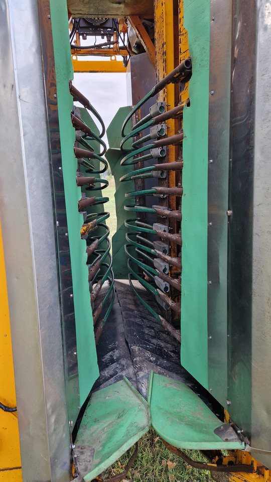 Vendemmiatrice usata Grégoire G60I - Drue høstemaskin: bilde 2 Vendemmiatrice usata Grégoire G60I - Drue høstemaskin: bilde 2