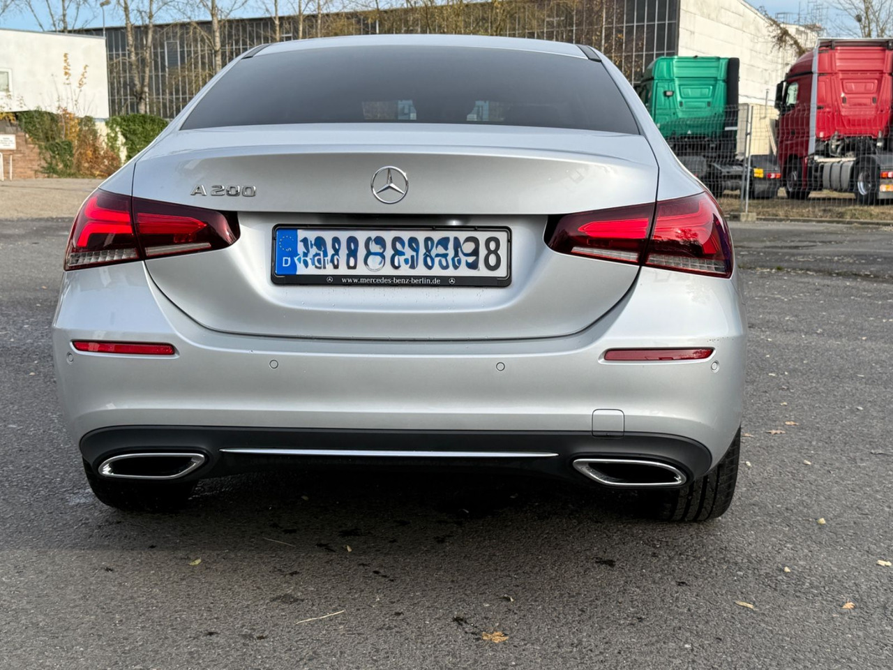 Mercedes-Benz A 200 Lim./LED/KAMERA/NAVI/SITZHZG. - Sedan: bilde 2 Mercedes-Benz A 200 Lim./LED/KAMERA/NAVI/SITZHZG. - Sedan: bilde 2