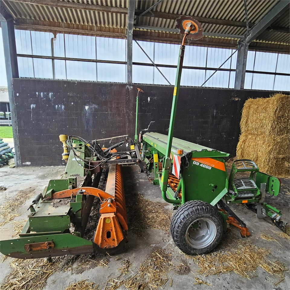 Amazone D9 4000 Super - KG 402 - Utstyr til såing og planting: bilde 1 Amazone D9 4000 Super - KG 402 - Utstyr til såing og planting: bilde 1