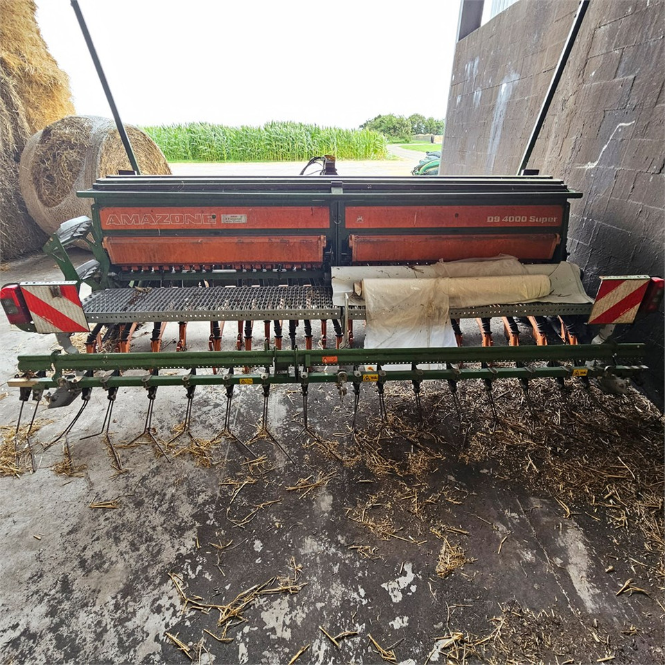 Amazone D9 4000 Super - KG 402 - Utstyr til såing og planting: bilde 4 Amazone D9 4000 Super - KG 402 - Utstyr til såing og planting: bilde 4