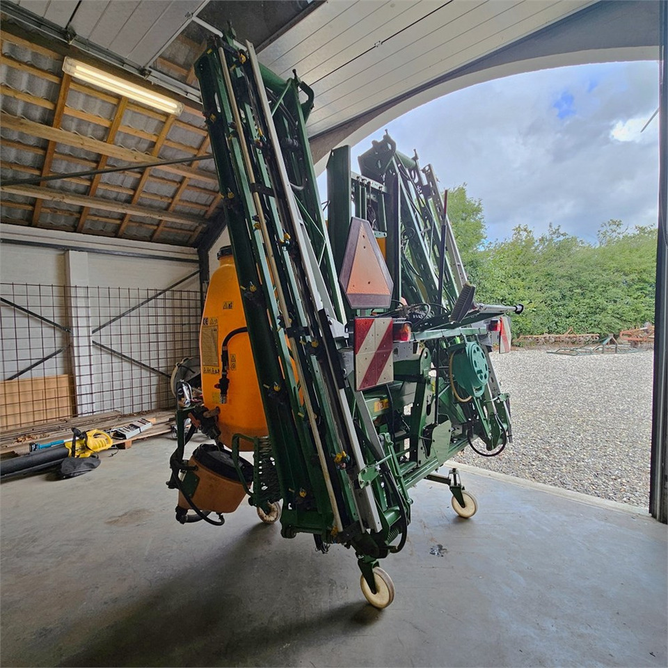 Amazone UF1200 - Sprøyte: bilde 3 Amazone UF1200 - Sprøyte: bilde 3