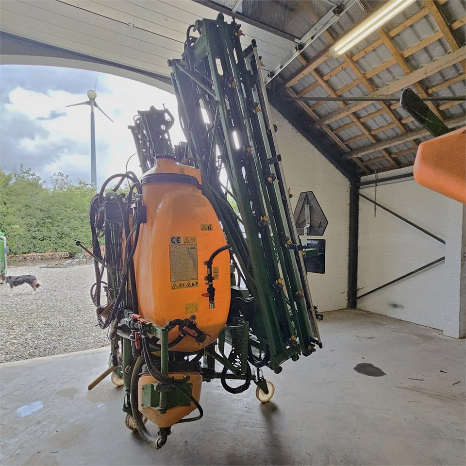 Amazone UF1200 - Sprøyte: bilde 4 Amazone UF1200 - Sprøyte: bilde 4