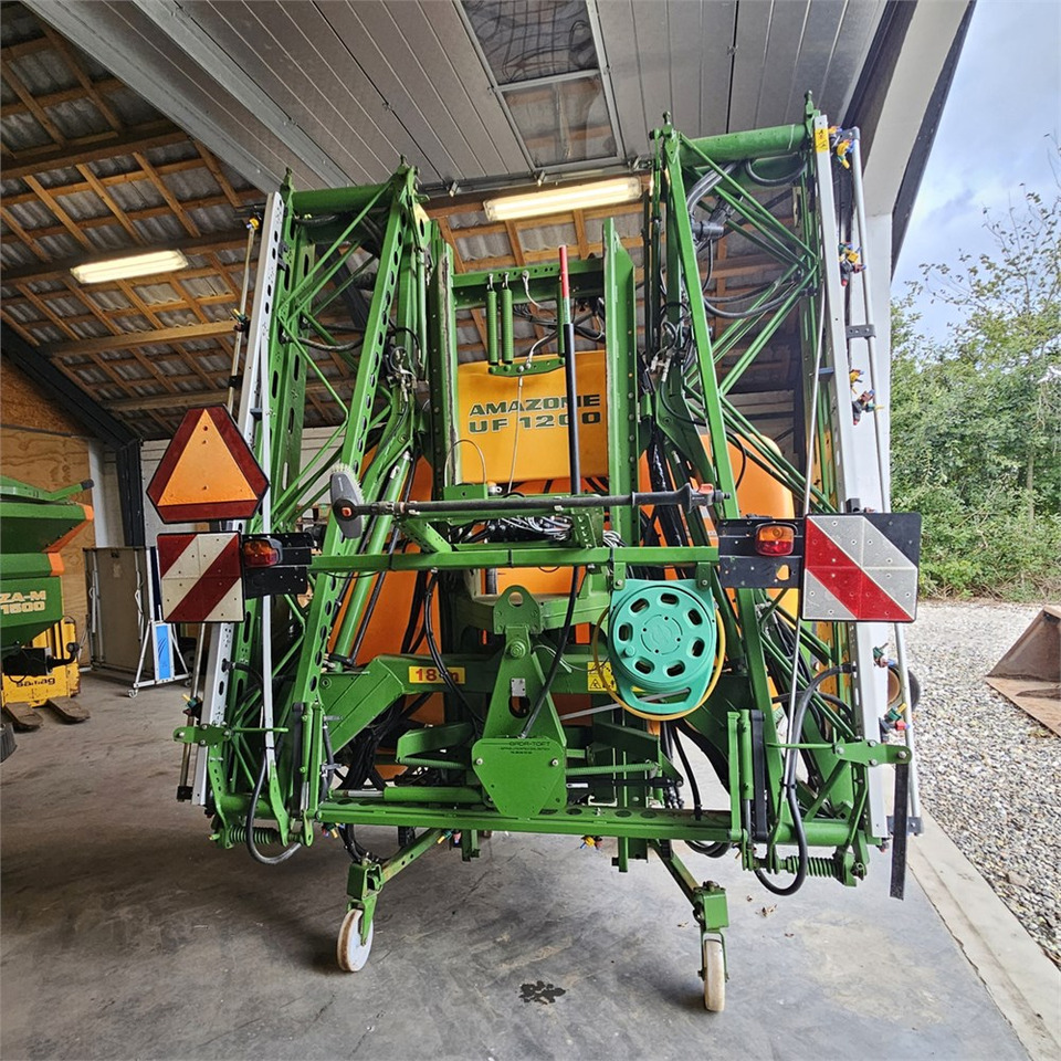 Amazone UF1200 - Sprøyte: bilde 2 Amazone UF1200 - Sprøyte: bilde 2