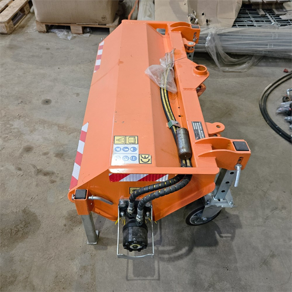 BM ZE120 - Kostemaskin: bilde 1 BM ZE120 - Kostemaskin: bilde 1