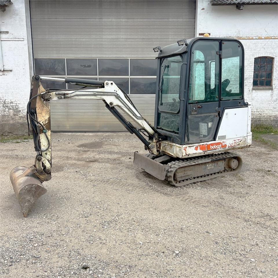 Bobcat 320 - Minigraver: bilde 1 Bobcat 320 - Minigraver: bilde 1