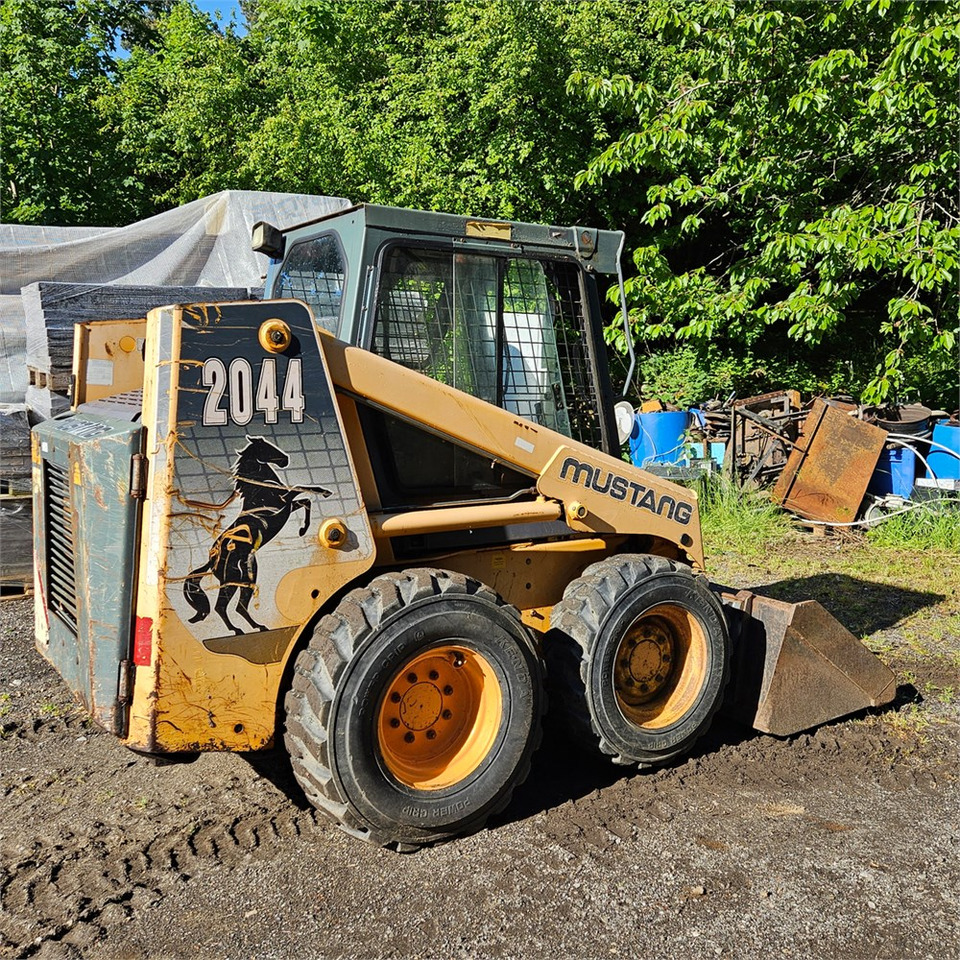 Bobcat Mustang 2044 - Kompaktlaster: bilde 4 Bobcat Mustang 2044 - Kompaktlaster: bilde 4