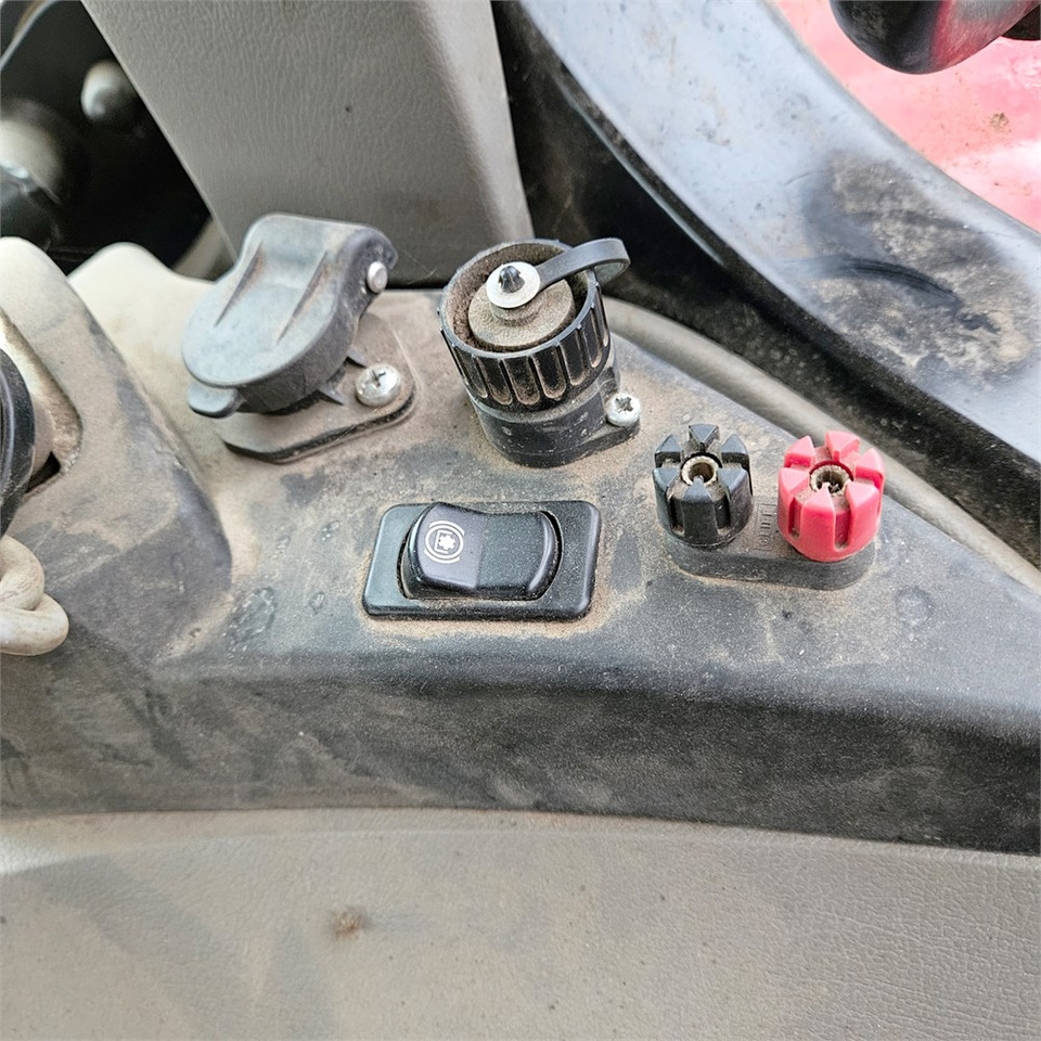 Traktor CASE IH Maxxum 115: bilde 30 Traktor CASE IH Maxxum 115: bilde 30